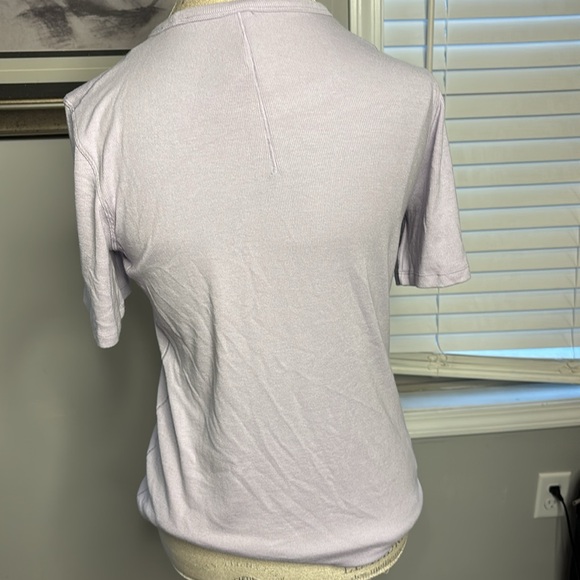 Lululemon top - Picture 2 of 3